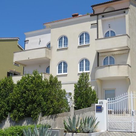 Apartments Villa Urbajs Врсар Экстерьер фото
