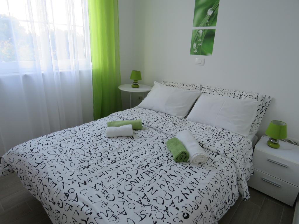 Apartments Villa Urbajs Врсар Экстерьер фото